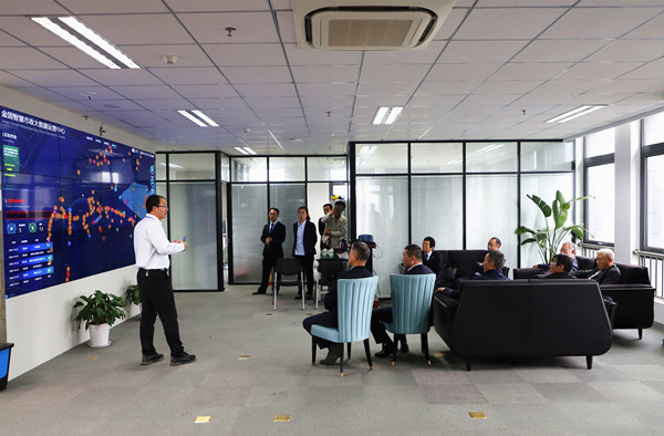 南京市政工程行业协会会长季昌斌一行莅临爱游戏平台_爱游戏（中国）集团考察